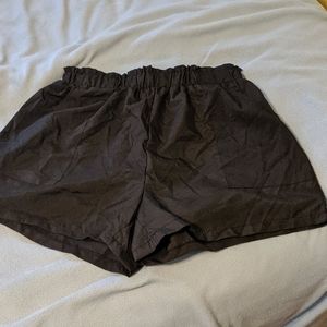 Thin shorts